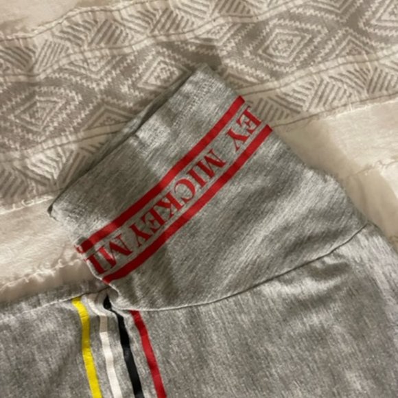 Disney Mickey Mouse Girls Crop Top - Size XS - Picture 6 of 6